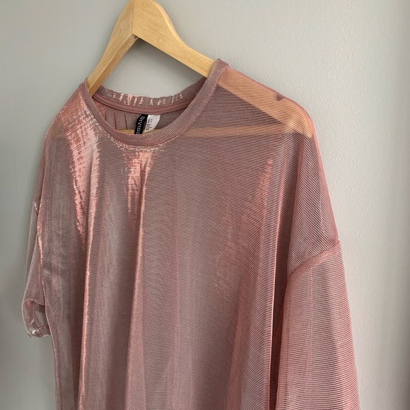 Oversized Pink/purple top from H&M - Picture 2 of 2